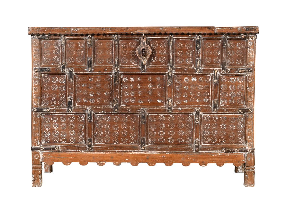 Antique box Damchiya