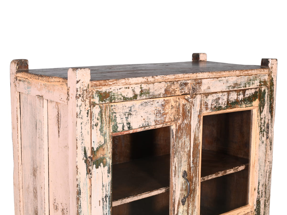 Display cabinet pink