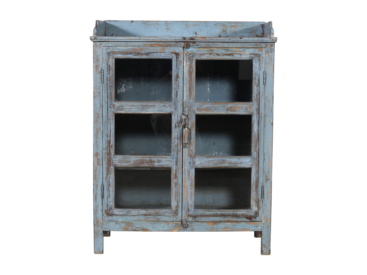 Showcase gray blue