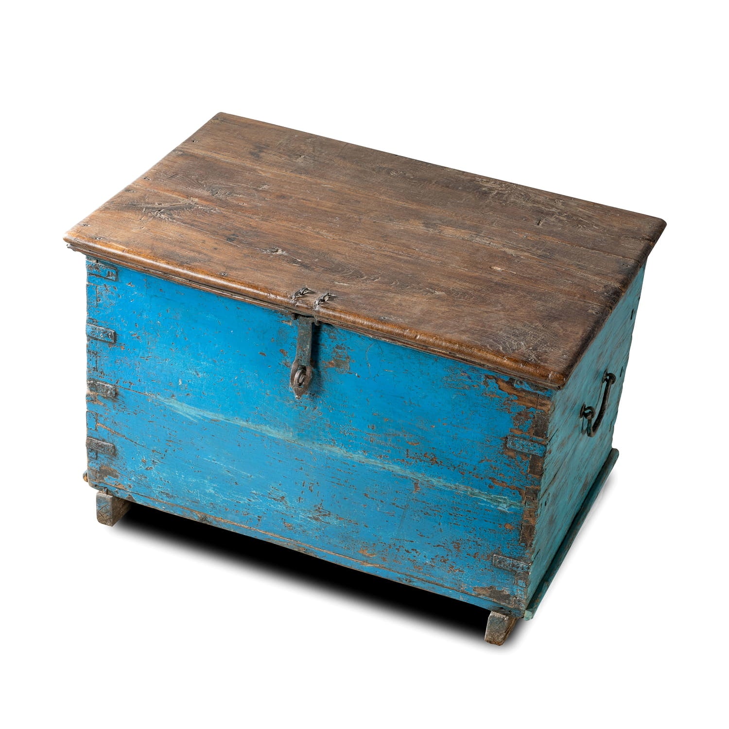 Antique box blue