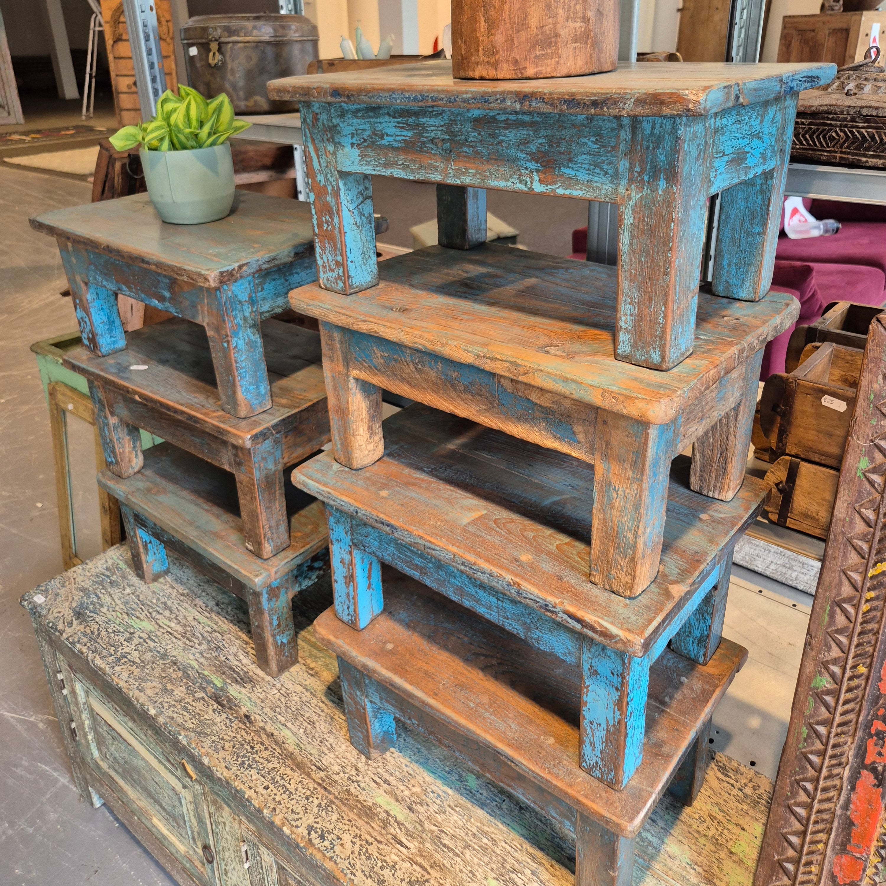 Hocker blau